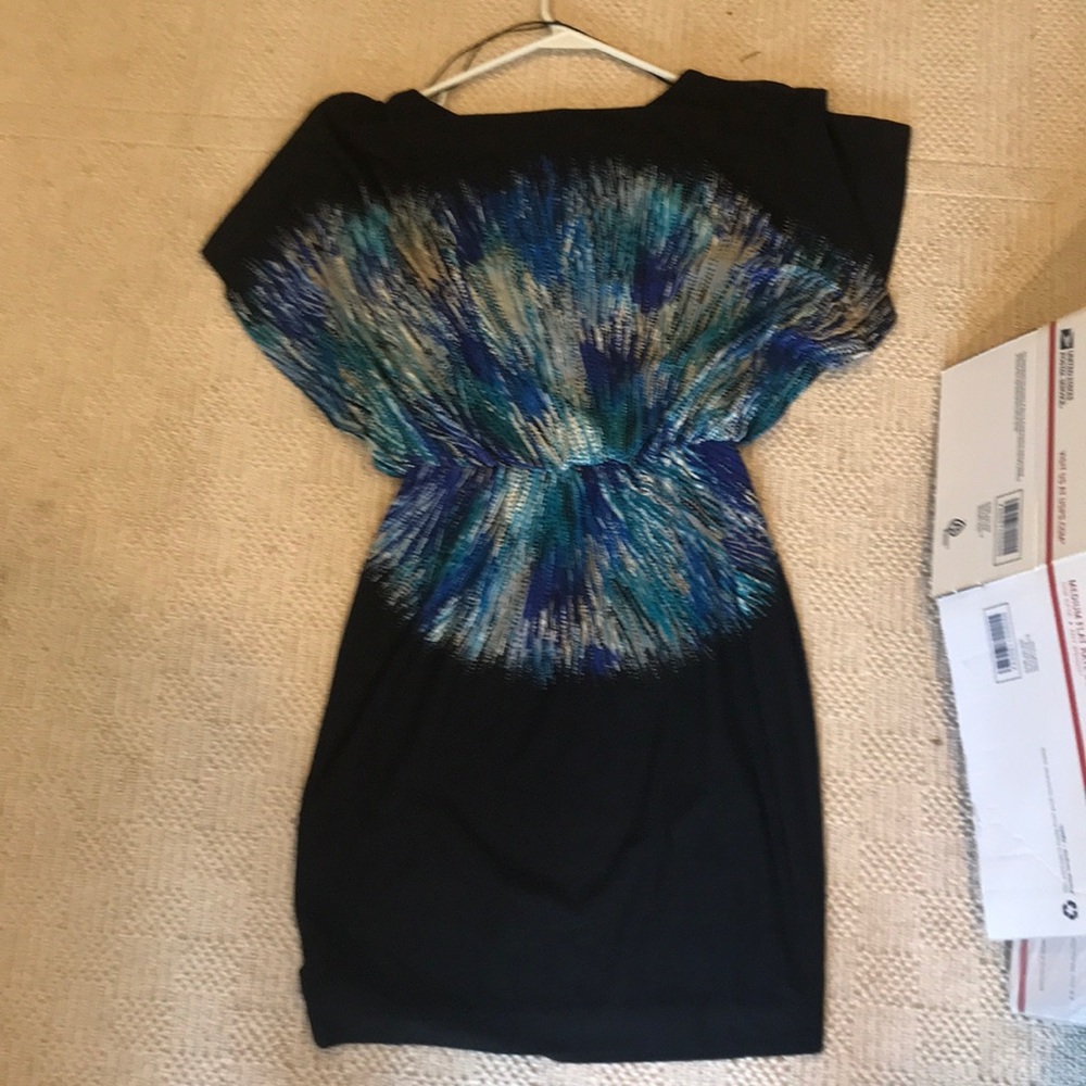 Patterned Dress - Picture 3 of 3